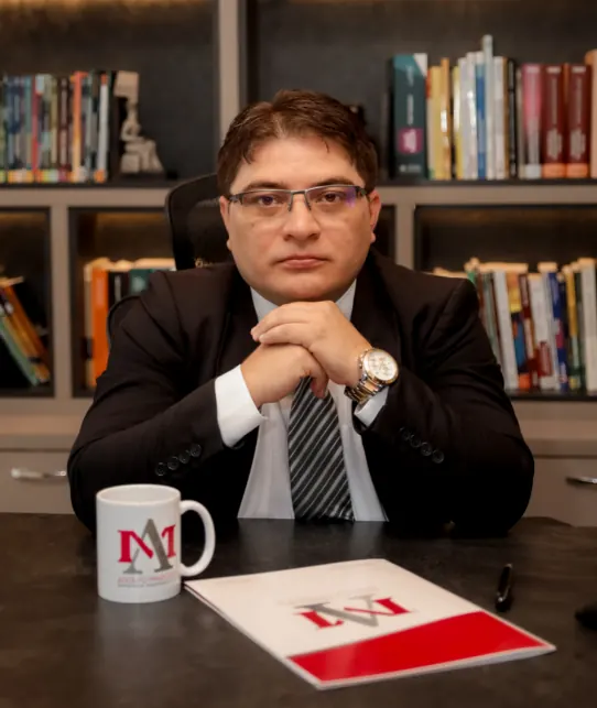 Advogado Adolfo Marques